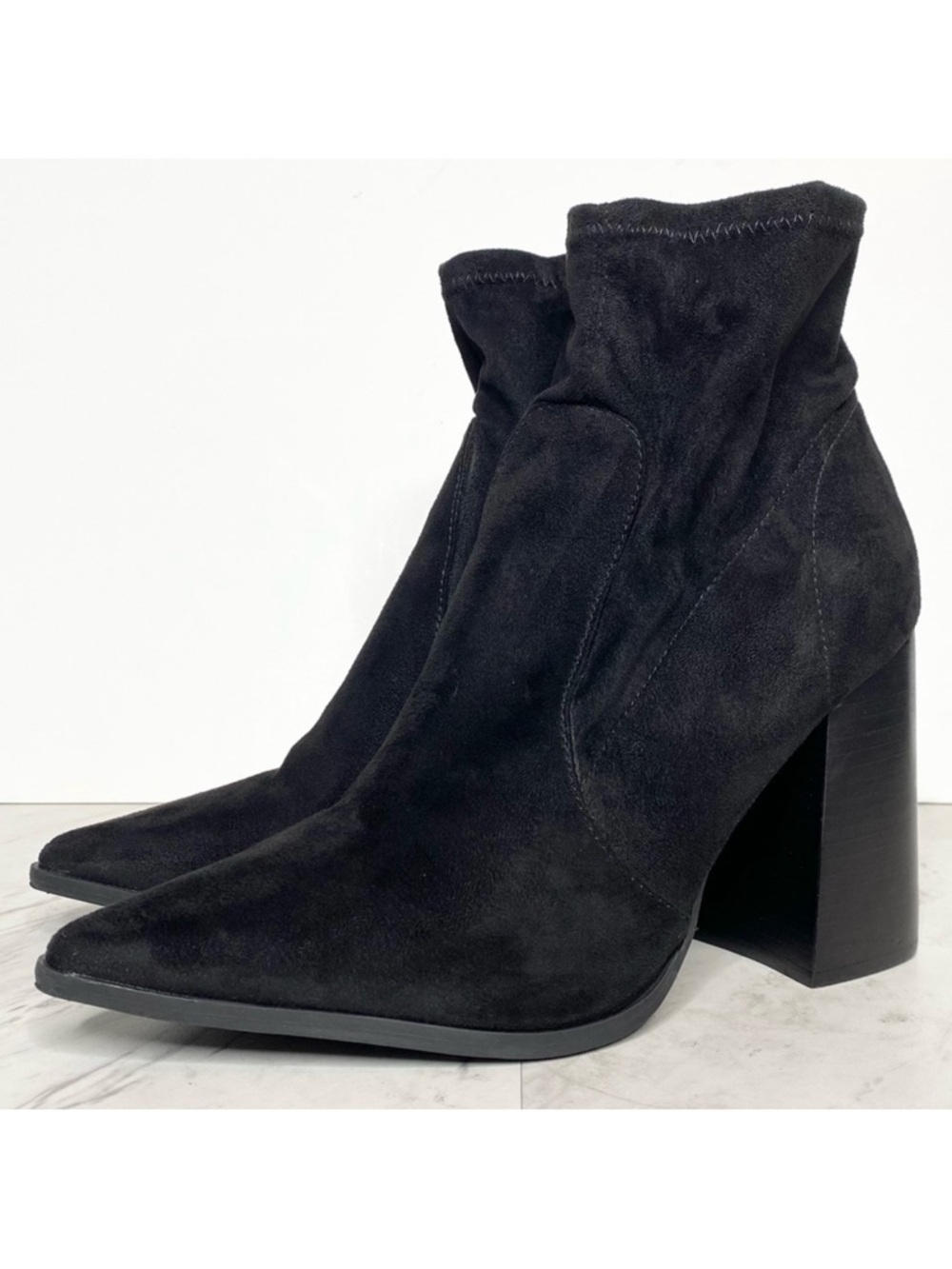 Steve Madden Touchdown Black Faux Suede Bootie 10M